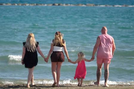 Jenke. Report. Raus aus Deutschland