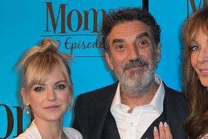 "Das tut weh": Anna Faris reagiert auf Chuck Lorres Kritik