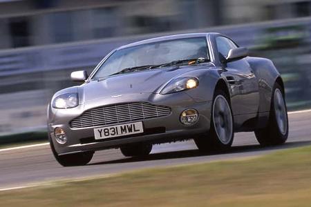 Aston Martin Vanquish 2001 alter Test