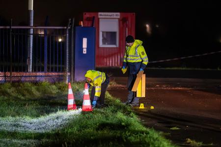 Die Polizei fand zunächst keine unberechtigten Personen auf dem Gelände. 