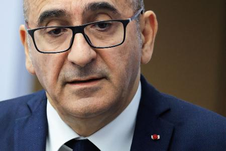 Frankreichs Präsident Emmanuel Macron hat den Rücktritt von Innenminister Laurent Nuñez abgelehnt.