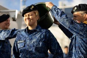 Prinzessin Amalia wird befördert - und bekommt einen Eimer Wasser ab