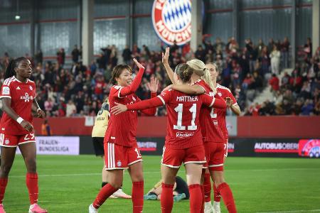 Souveräne Bayern-Frauen behalten gegen VfB weiße Weste