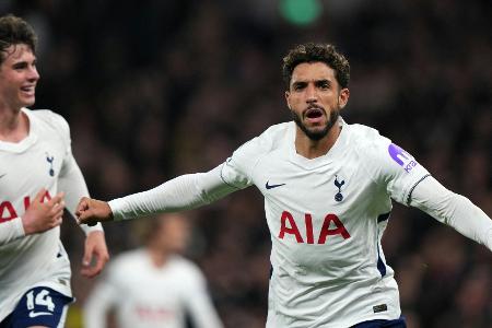 Marmoush schießt Tottenham zum ersten Saisonsieg