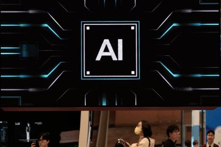 Künstliche Intelligenz wird in vielen deutschen Unternehmen noch zögernd genutzt. 