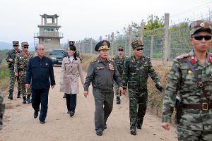 Kim Yo Jong, Schwester von Machthaber Kim Jong Un, hat am Mittwoch die innerkoreanische Grenze inspiziert