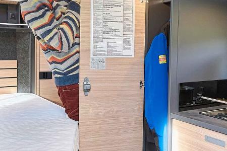 Kleiderschrank