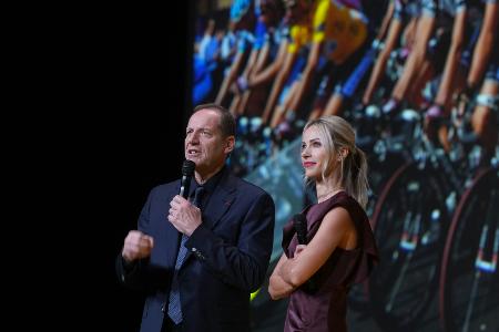Tour 2027 mit zwei Zeitfahren und dem Tourmalet