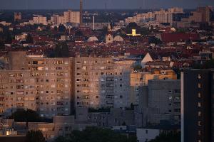 Wohnungen in Berlin: Die Preise in Metropolen stehen wegen hoher Zinsen unter Druck (Archivbild)