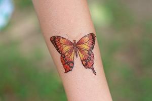 Klebetattoos für Kinder: Greenpeace findet bedenkliche Chemikalien