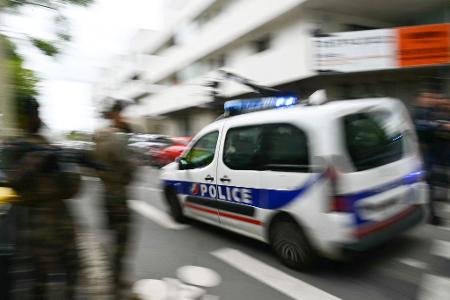 Im Großraum Paris gab es am Vormittag Schüsse. (Symbolbild)
