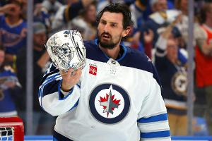 Streit beendet: Star-Goalie Hellebuyck wechselt nach New Jersey