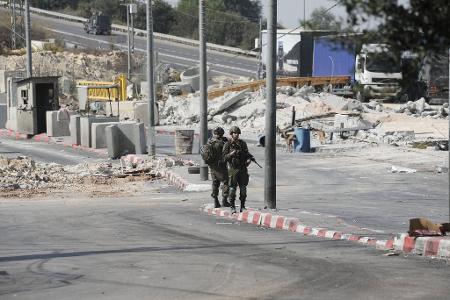 Israels Armee führt im besetzten Westjordanland nach eigenen Angaben Anti-Terroreinsätze durch. 