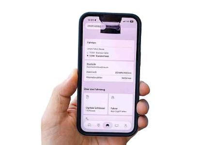 Test, Zugwagen, Volvo ES90, Handy, App, Display