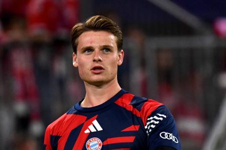 TOR: Jonas Urbig - Note: 1,5 - Fing den Scherhant-Freistoß, war gegen Matanovic und Ginter in den letzten Minuten dann ebenfalls mit mehreren Glanztaten zur Stelle. Kurbelte das Spiel ansonsten von hinten an, ohne dass seine lange Bälle spielentscheidend waren. Beim Bischof-Eigentor wurde er aus kurzer Distanz komplett überrascht.