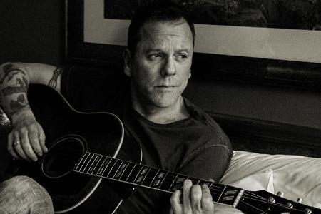 Kiefer Sutherland