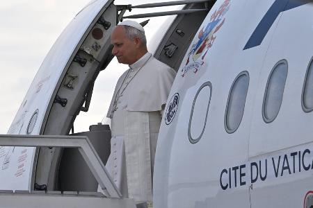 Fit genug: Papst Leo XIV. freut sich nach Operation auf Reise