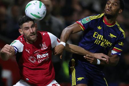 Drohne, Rot, Elfer-Drama: Arsenal blamiert sich bei Viertligist