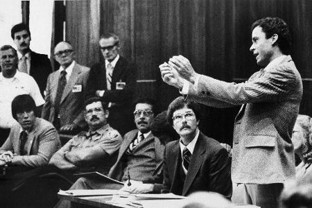 Für seine Taten wurde Bundy zum Tode verurteilt und 1989 hingerichtet. (Archivbild)