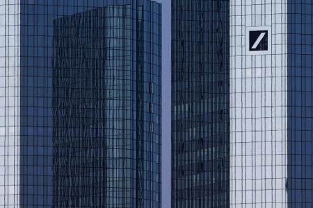 Deutsche Bank: Auch die Zwischenbilanz für das dritte Quartal fällt positiv aus. (Archivbild)