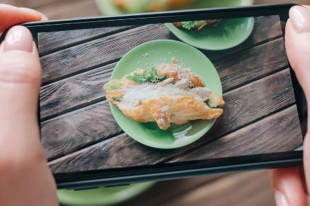 Sardinien: 15 Restaurants testen Familienessen ohne Handy