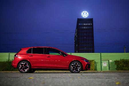 Der Spardruck bei VW wirkt sich auf die Entwicklung des Golfs aus. (Archivbild)